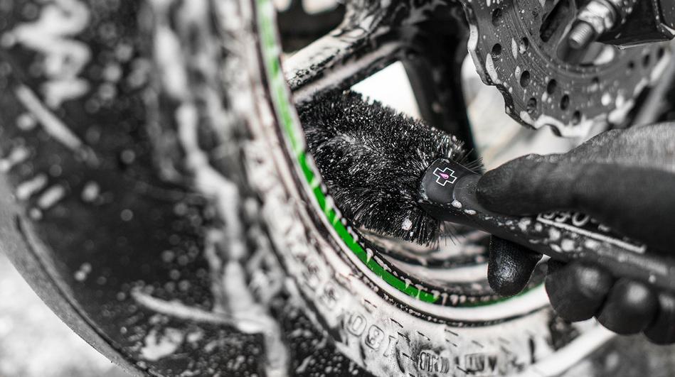 HIGHLIGHT_1_-Wheel-_-Component-Brush_950x_crop_center