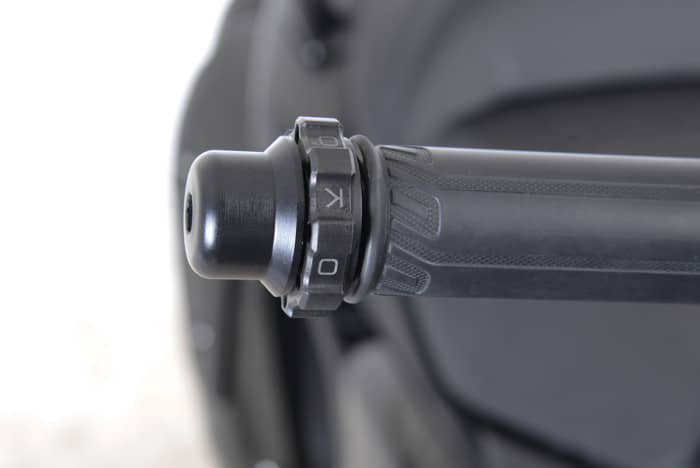 YAMAHA-T-Max-560-2020_YAM810-700x468