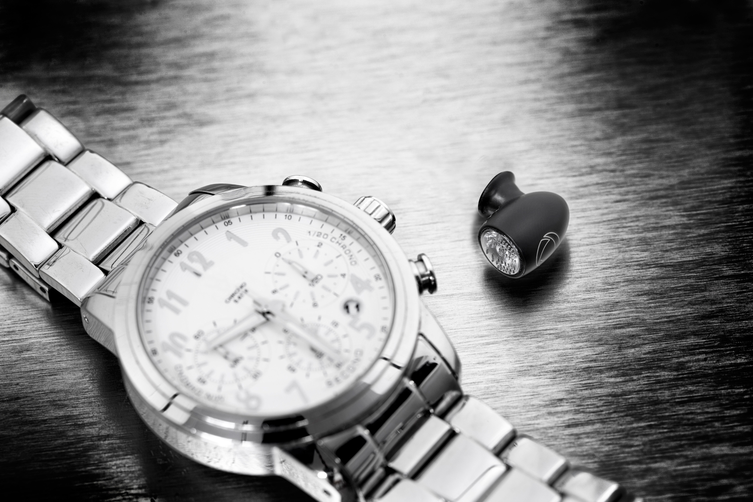 Image_Atto_DF_schwarz_nl_UhrIHwV4gNdVaK3e