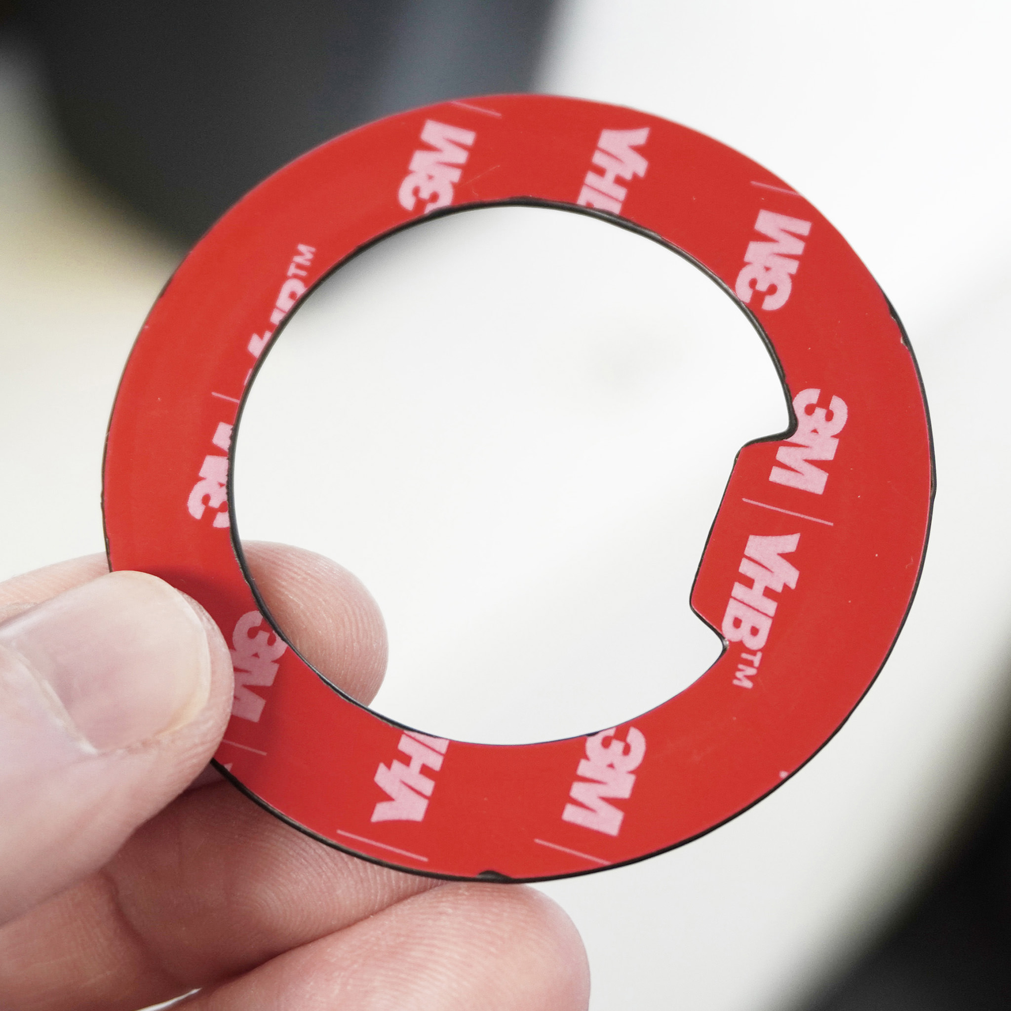 MagneticAdhesiveKit_img3