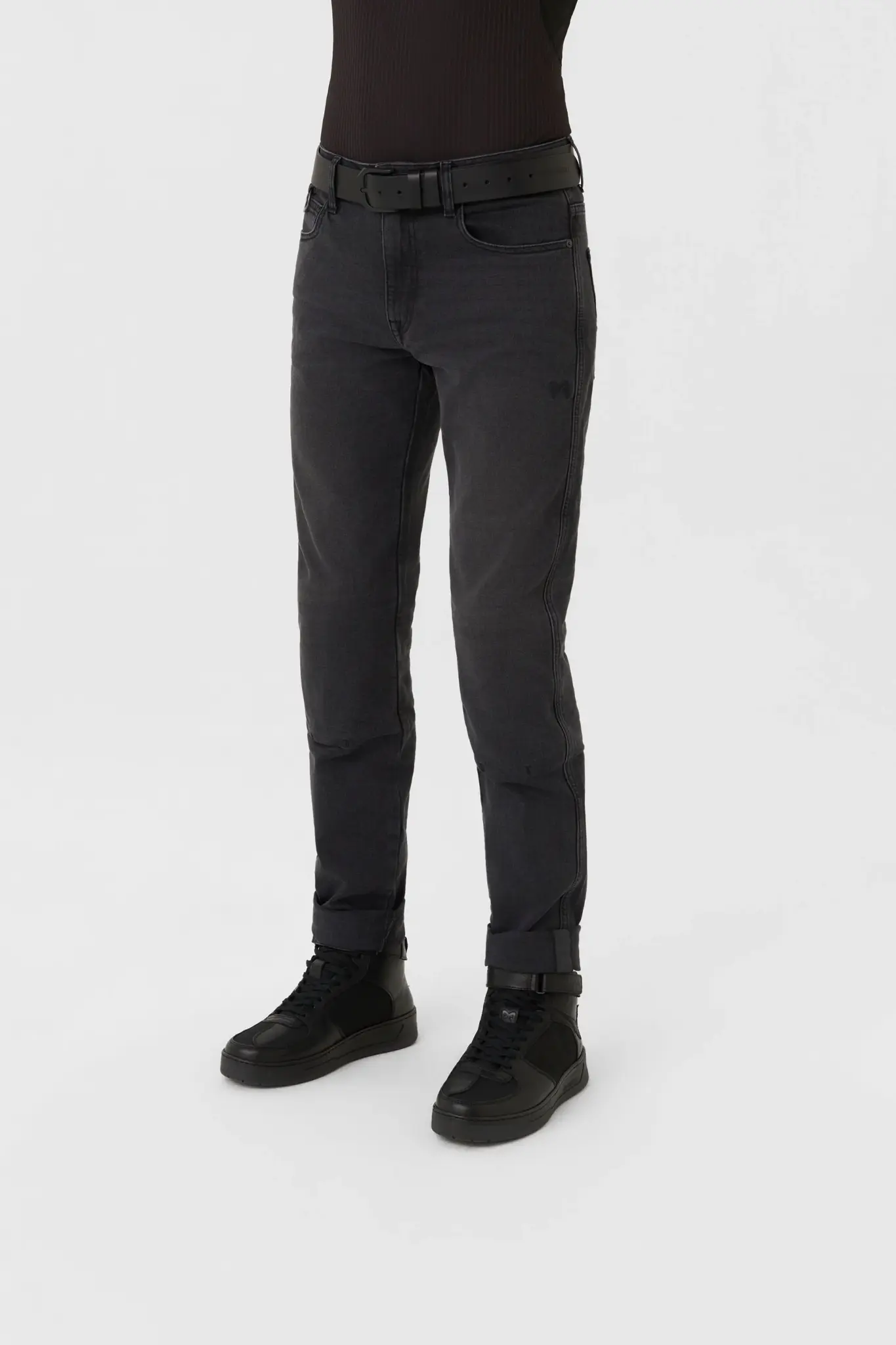 Robby_Slim_Black_6