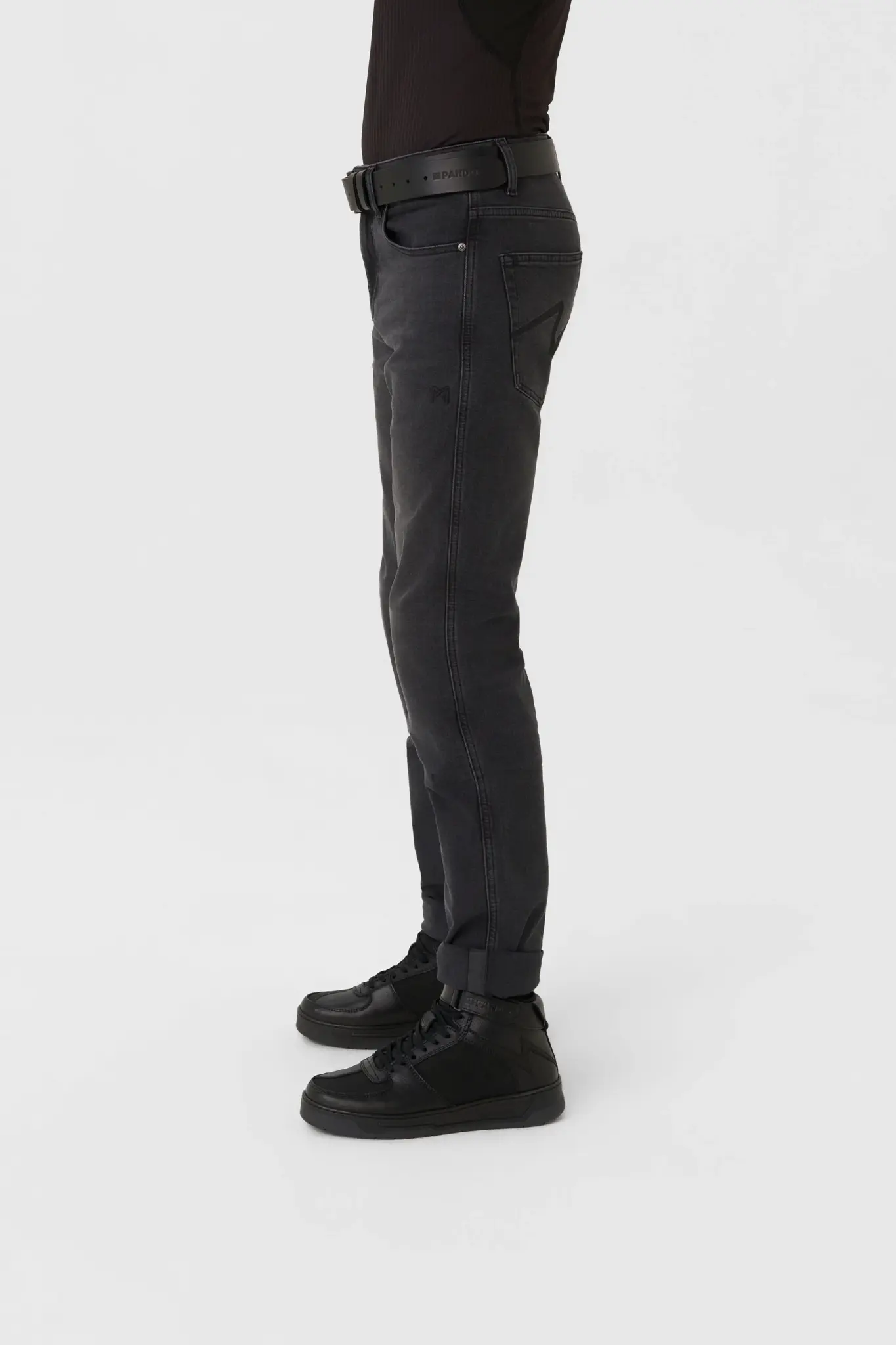 Robby_Slim_Black_7