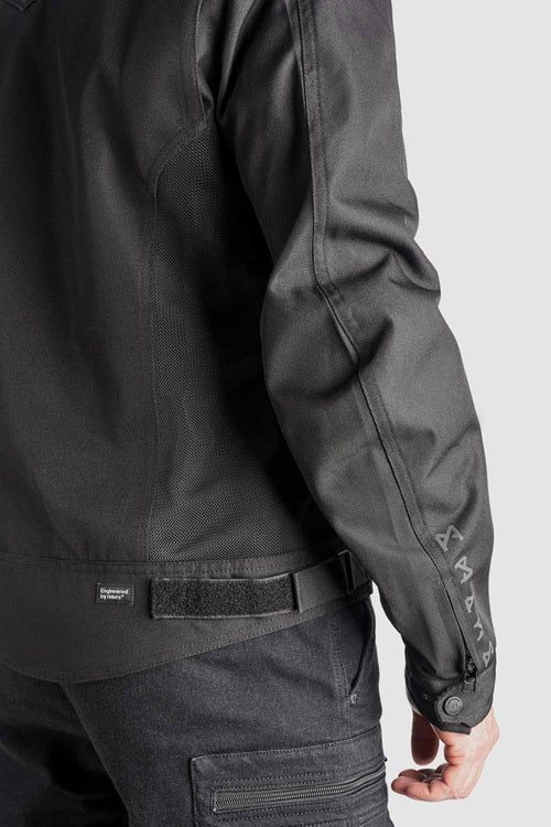 Air-Tate-Jacket-Black-1-7